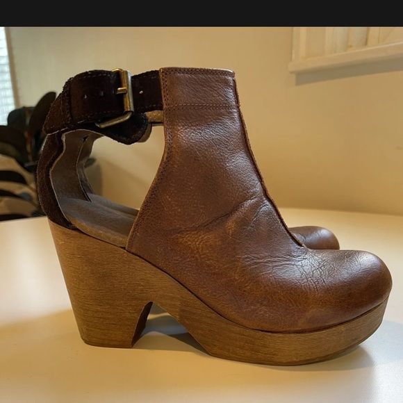 Free People Cedar Clog Size 8 - Picture 3 of 4